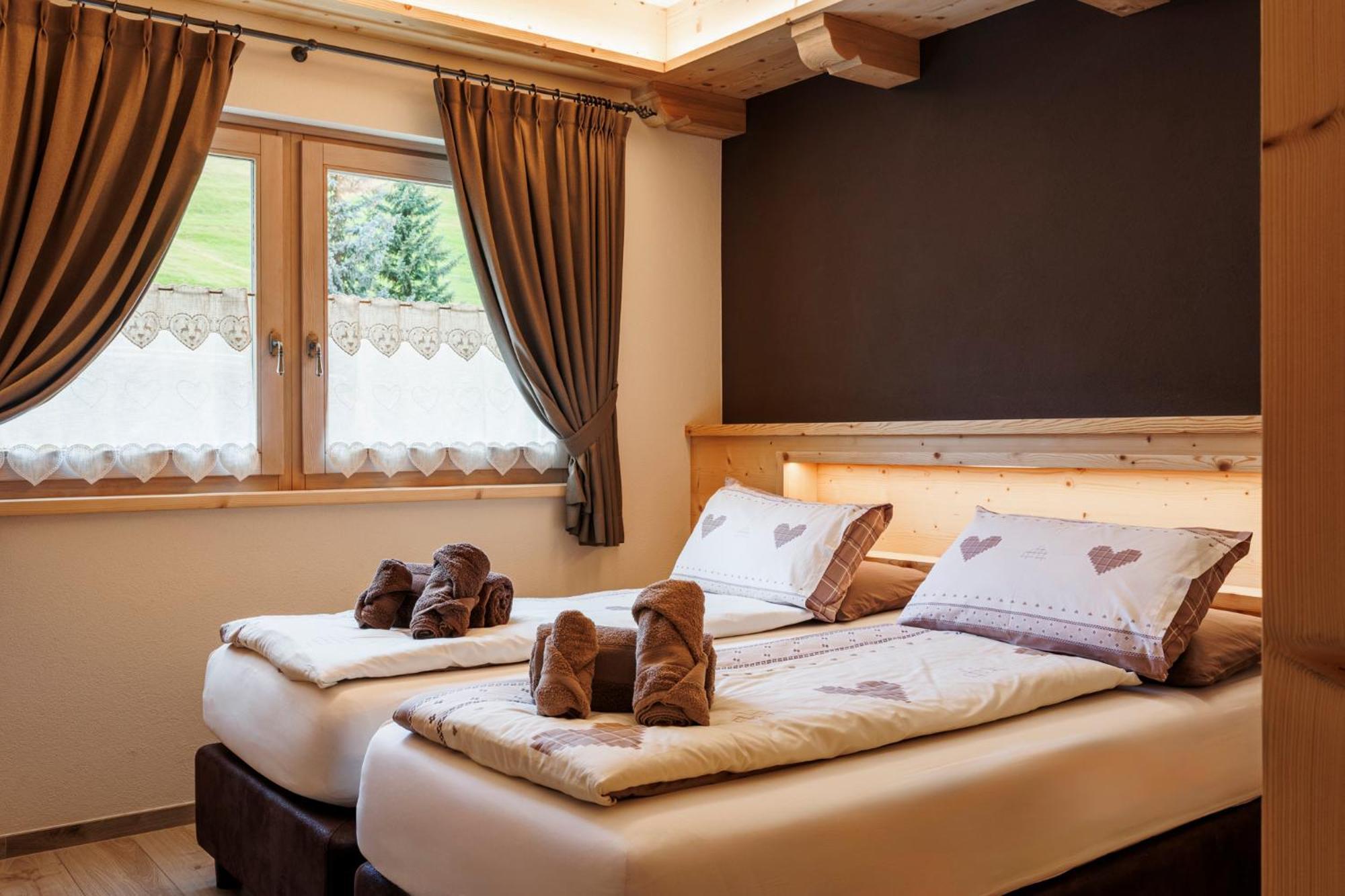 Ag Apartments Livigno Centro Szoba fotó
