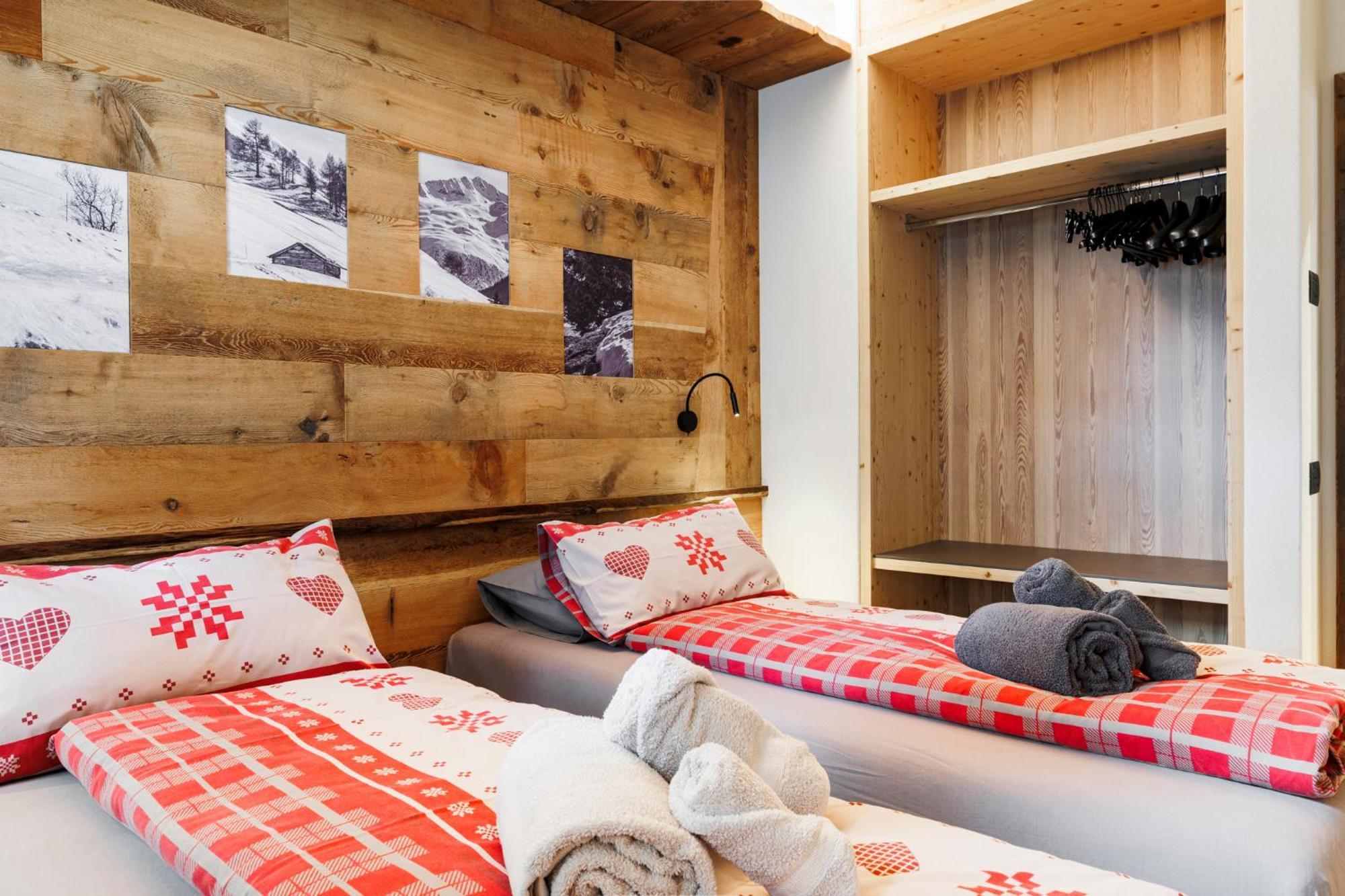 Ag Apartments Livigno Centro Szoba fotó